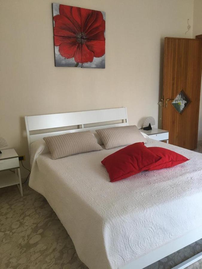 Paestum Rosae Bed & Breakfast Exterior photo